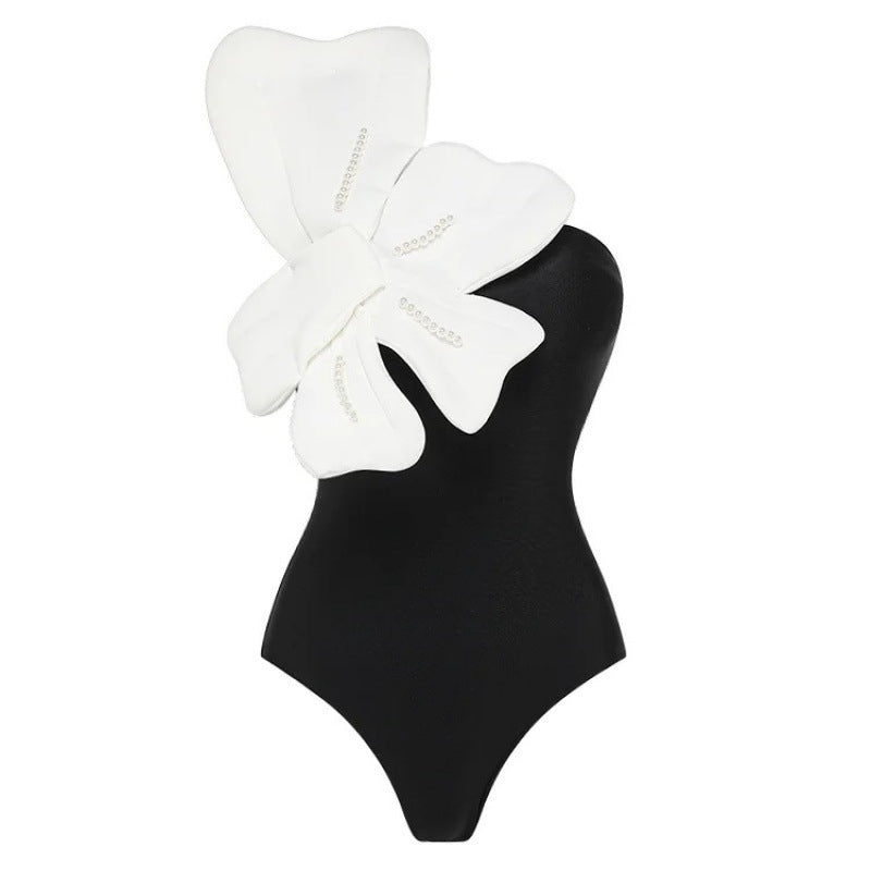 One-shoulder swimsuit set designed by independent designers