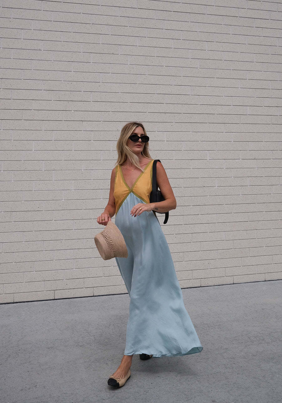 Contrast Color V-neck Cupro silk Swing Dress