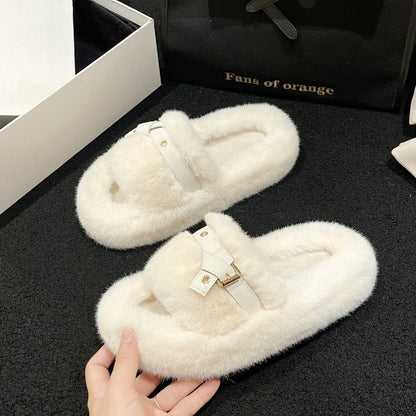 Women's furry slippers for indoor and outdoor