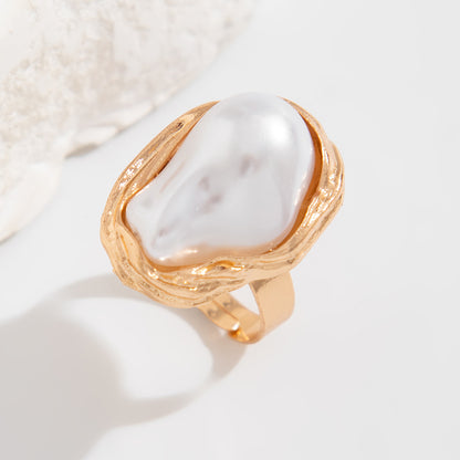 Baroque Shaped Pearl Ring