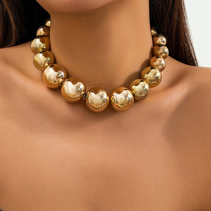 Exaggerated round punk collarbone necklace